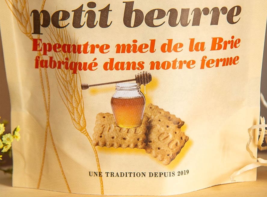 Gallery – Biscuits Petit beurre Epeautre Miel 150g Biscuits Petit beurre epeautre miel artisanal Seine-et-Marne Ile de France gros plan
