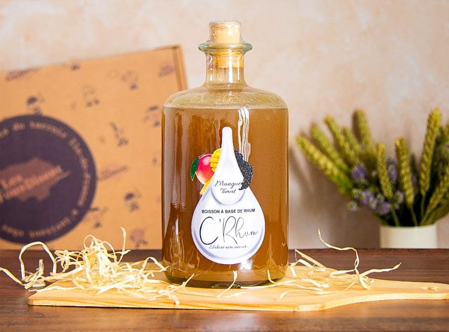Rhum mangue timut artisanal fait Ile-de-France
